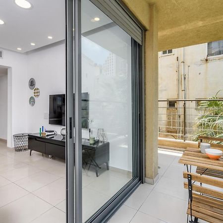 Very Nice 1 Bdr Apartment 2 Min From The Beach ! Tel Aviv Esterno foto